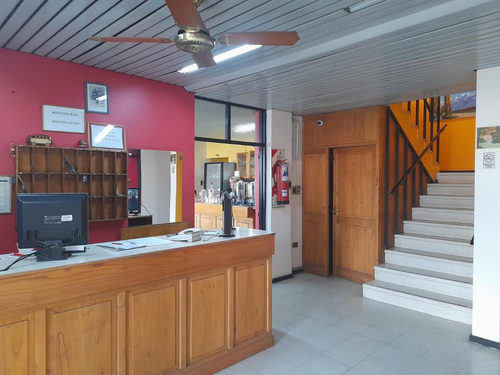 Hotel Bari Capdevila Esterno foto