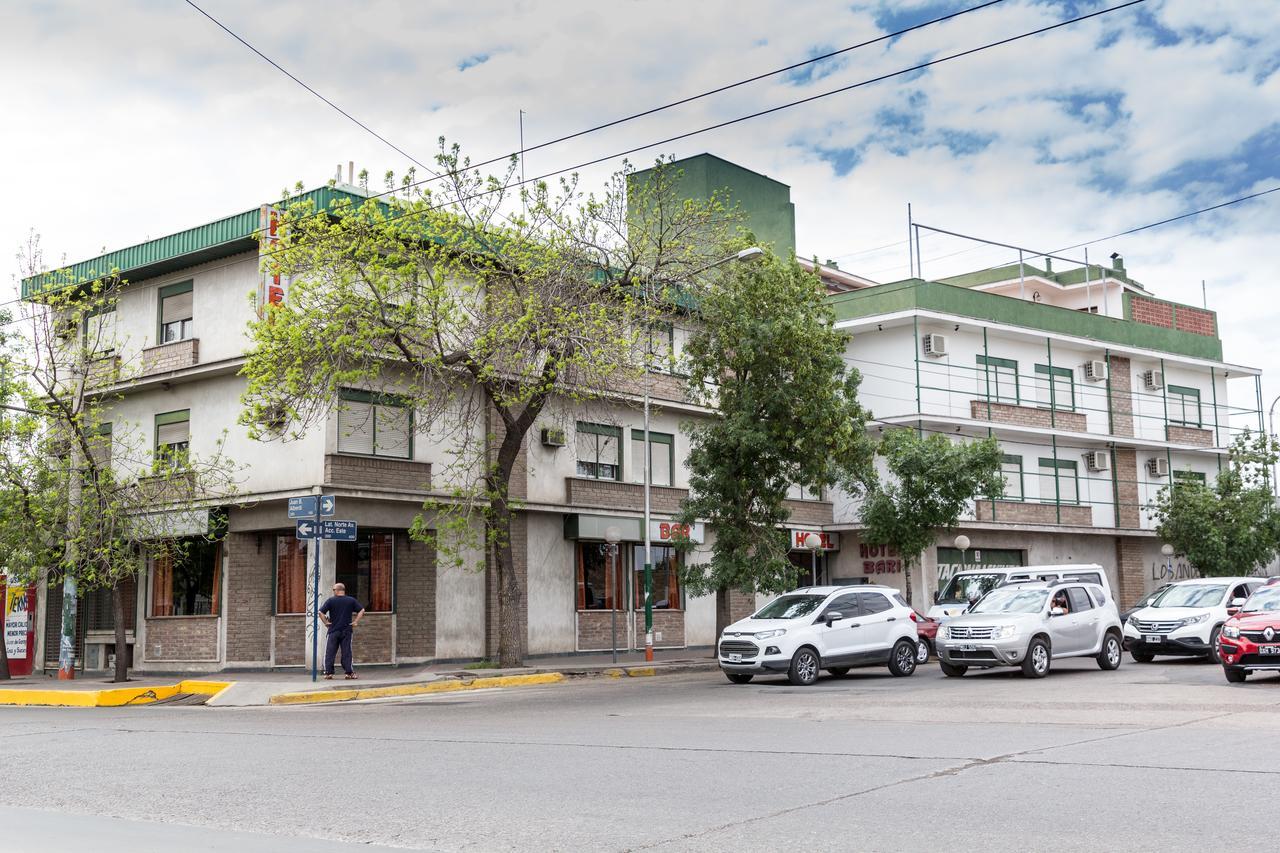Hotel Bari Capdevila Esterno foto